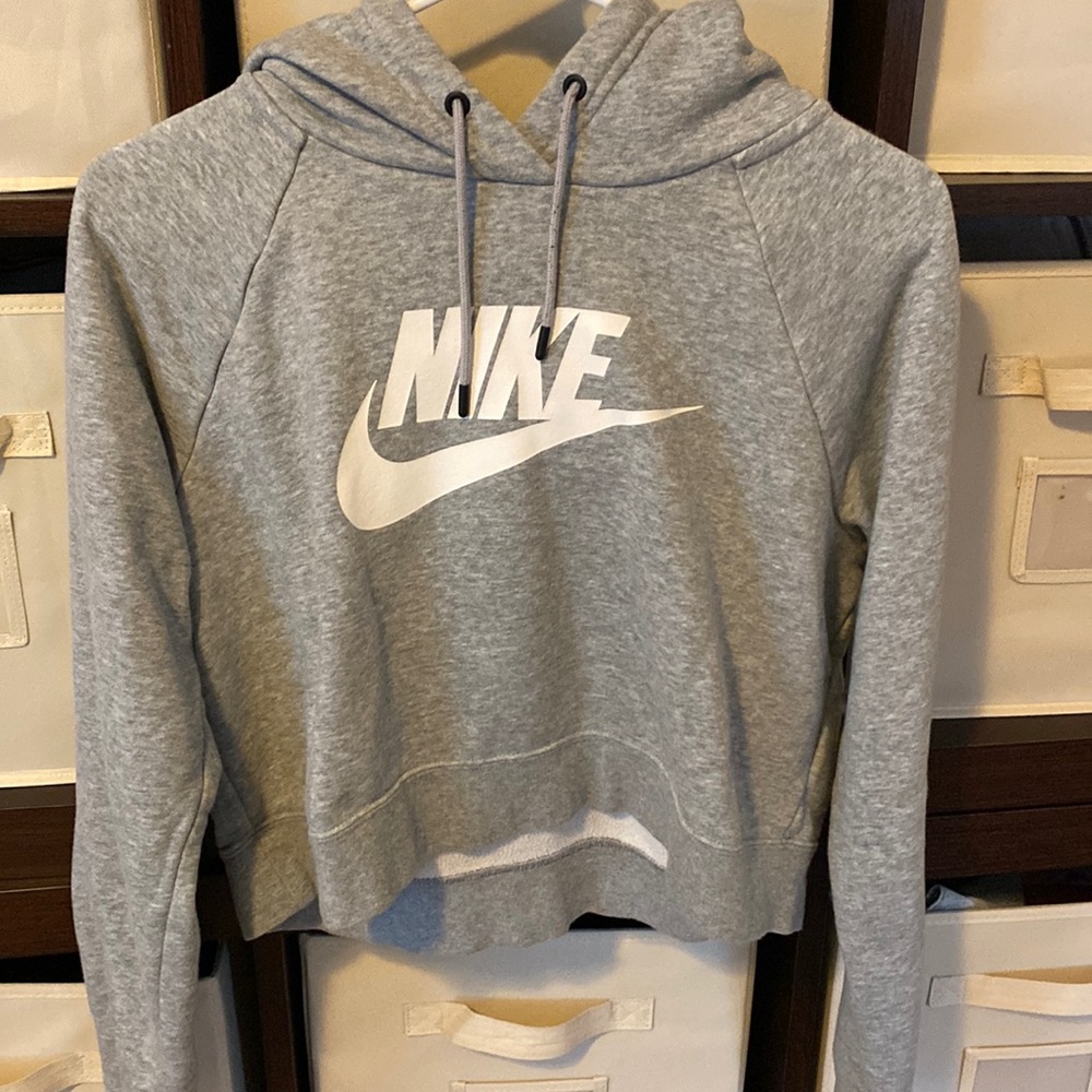 Nike cropped hoodie
